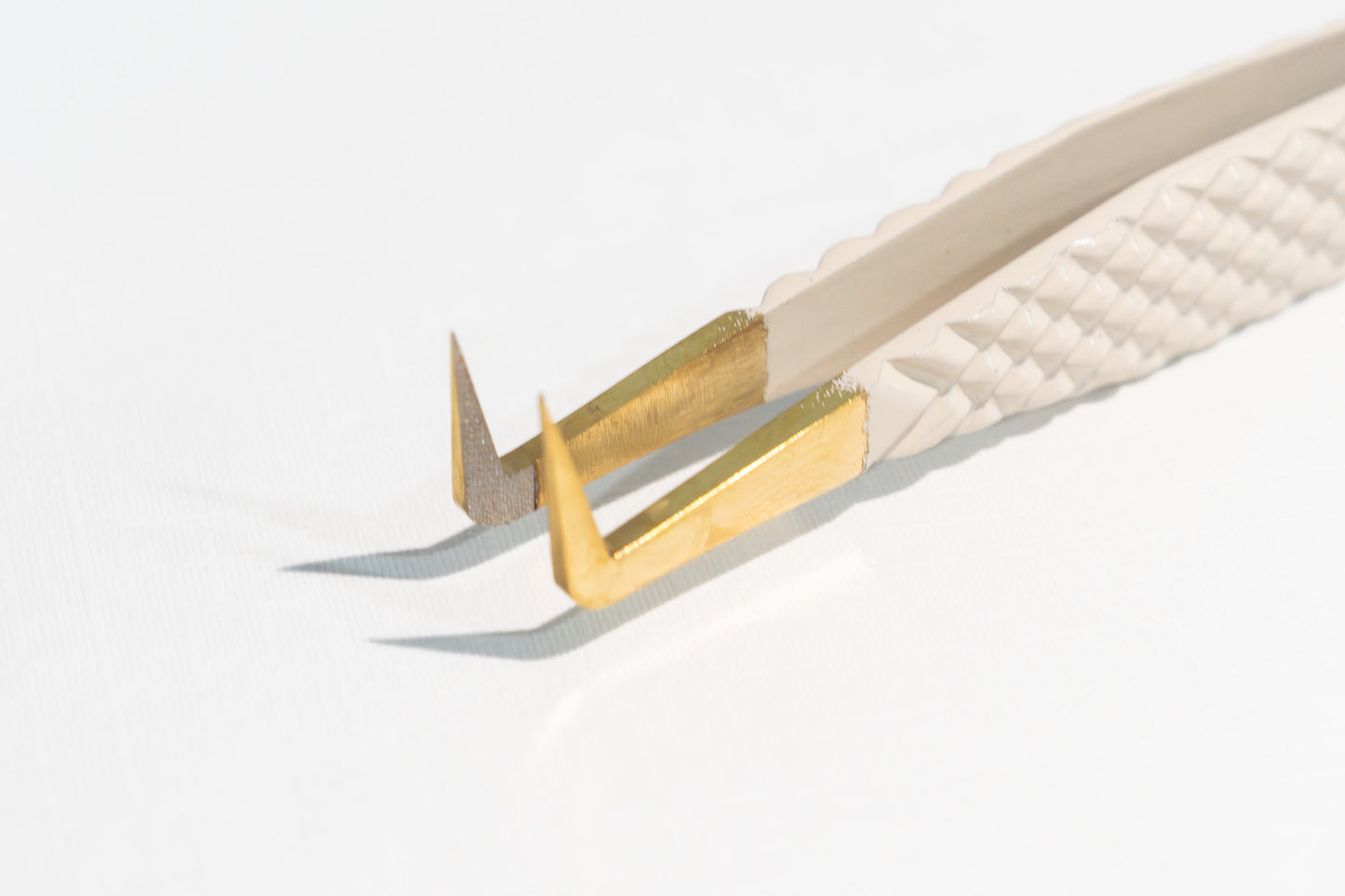 ‘Golden’ Fibre Tip Tweezer