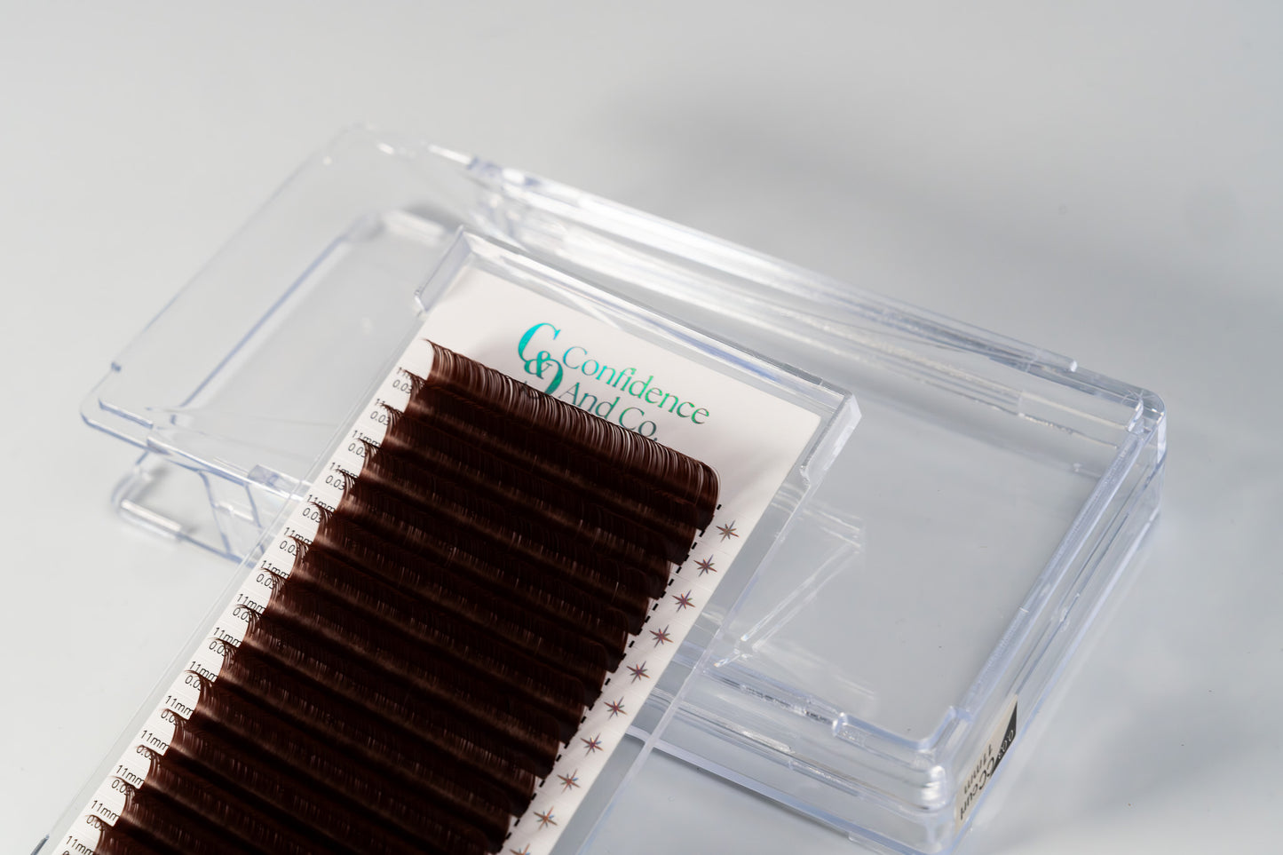 Brown Lashes 0.03 Volume